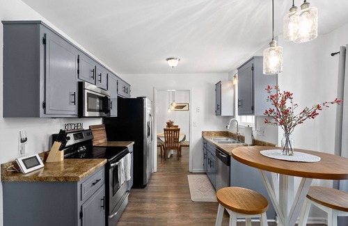 Clarksville Casa | Single Family Home in a Beautiful Neighborhood