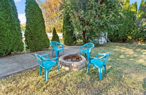 Clarksville Casa | Single Family Home in a Beautiful Neighborhood