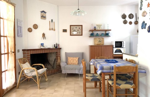 Solanas Villa | VILLA INDIVIDUAL CON JARDÍN CERCA DE LA PLAYA