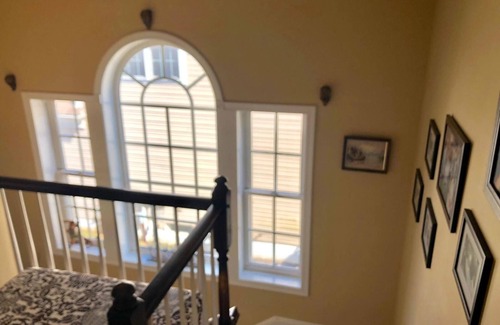 Perkasie Casa | SINGLE HOME IN BUCKS - CLOSE TO DOYLESTOWN, HIGHWAYS, 1HR TO PHL 1.5HRS TO NYC