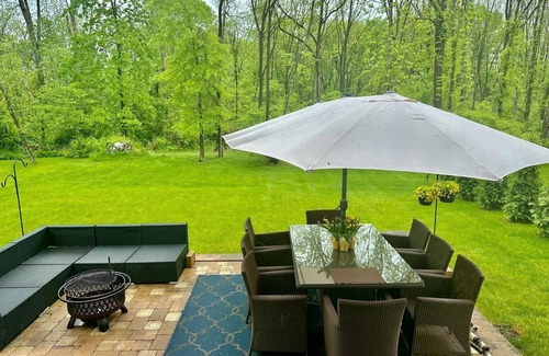 Perkasie Casa | SINGLE HOME IN BUCKS - CLOSE TO DOYLESTOWN, HIGHWAYS, 1HR TO PHL 1.5HRS TO NYC
