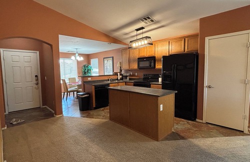 Casa Grande Casa | Single level, 3-bd home with view fencing and cul-de-sac lot