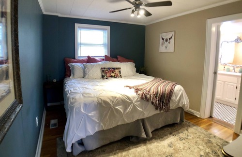 Terre Haute Cabaña | Single-Level, 3 Bedroom, 2 Bath, Equipped Kitchen, Laundry