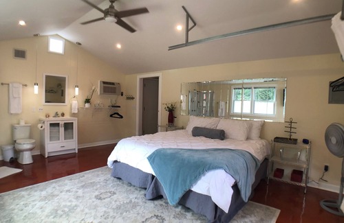 Terre Haute Cabaña | Single-Level, 3 Bedroom, 2 Bath, Equipped Kitchen, Laundry