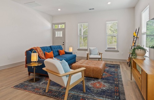 Shallotte Cabaña | Single-level cottage home close to Ocean Isle Beach!