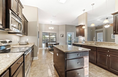 Navarre Casa | Single-level home with pool, enclosed yard, screened lanai, grill & home office