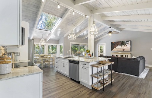Heritage Woods Casa | Single level Sea Pines home with a hot tub, just a short walk to the beach!