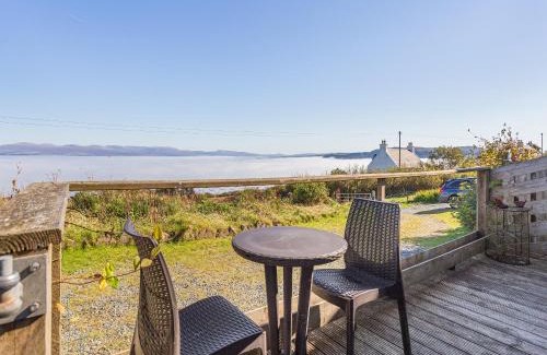 Geary Casa | Single Malt Cottage