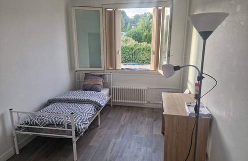 Dampmart Cama Y Desayuno | Single room 30 minutes from Roissy Charles de Gaulle airport