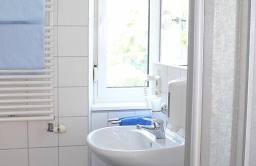 Ulm Hotel | Individual-Baño en la habitacion