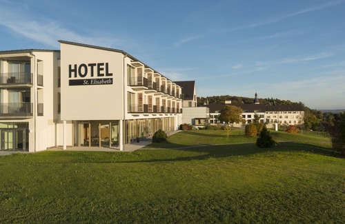 Allensbach Apartamento | Single room with en-suite bathroom/WC Category D