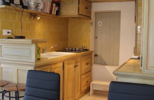Saint-Paul-en-Foret Apartamento | Apartamento bungalow para 4