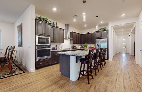 Elk Grove Casa | Single-story home with private patio, grill, AC, W/D, & central location