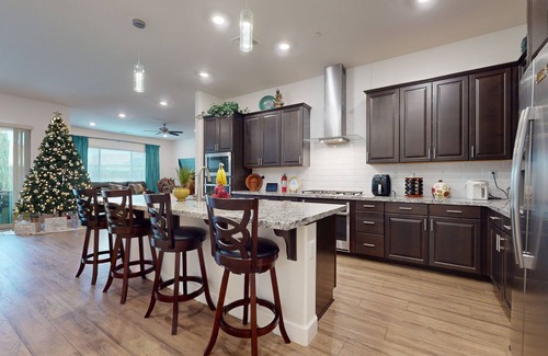Elk Grove Casa | Single-story home with private patio, grill, AC, W/D, & central location
