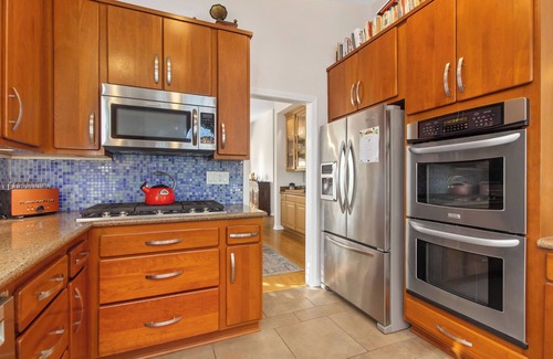 Ivey Ranch - Rancho Del Oro Casa | Single Story Home with pool/spa and just 10 minutes to the Beach!