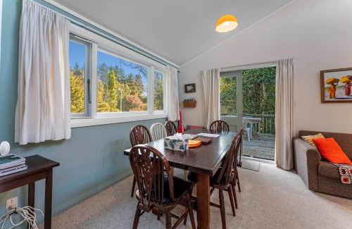 Turangi Casa | Singlee - Turangi Holiday Home