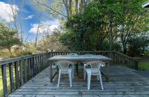 Turangi Casa | Singlee - Turangi Holiday Home