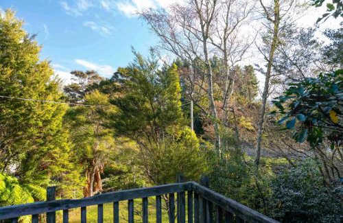 Turangi Casa | Singlee - Turangi Holiday Home