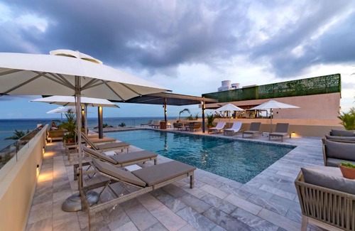 Centro de Playa del Carmen Hotel | Singular Joy Vacation Rentals