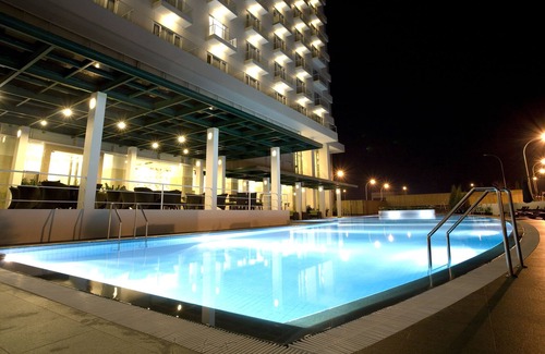 Manado City Centre Hotel | Sintesa Peninsula Hotel Manado