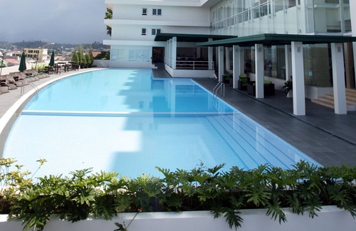 Manado City Centre Hotel | Sintesa Peninsula Hotel Manado