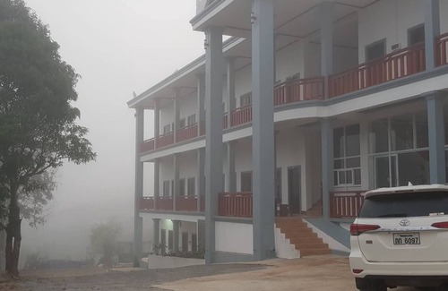 Phonsavan Casa | Sipanya Guesthouse Situado en Phonesavan 600 m de la calle principal