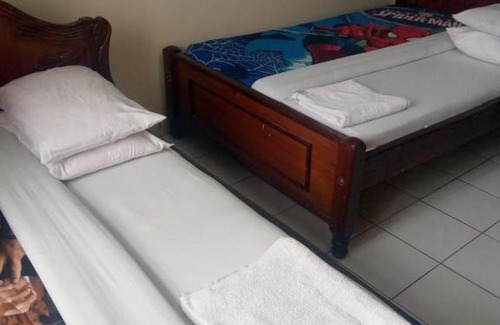 Nairobi West Hotel | Sir James Hotel