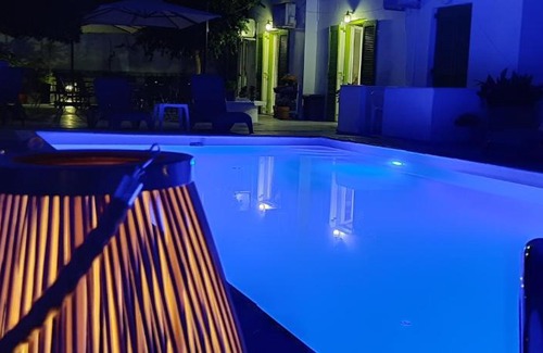 Paros Hotel | Siren Rooms and Apartments Paros