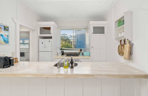 Currarong Cabaña | Sirena Beach Cottage - Coastal Haven in Currarong