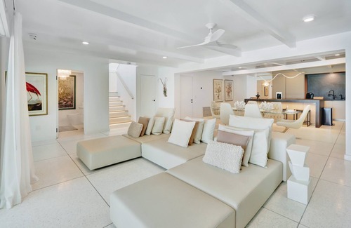 Summerland Key Casa | Sirena Key | Luxury Oceanfront Estate, Pool, Guest Cottage, Dock, 30min to Key West