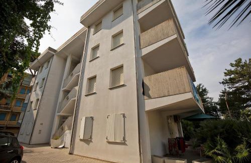 Lido degli Estensi Apartamento | SIRENA RESIDENCE