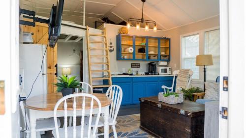 Sister Lakes Casa | Sister Lake Cottages - Unit 1