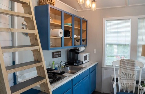 Sister Lakes Cabina | Sister Lake Cottages - private cottage community!