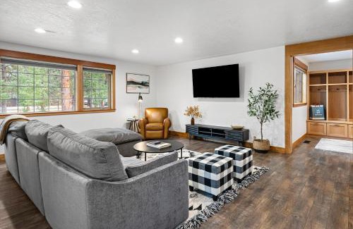 Sisters Casa | Sisters Basecamp - Meredith Lodging