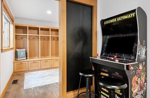 Sisters Casa | Sisters Basecamp - Meredith Lodging