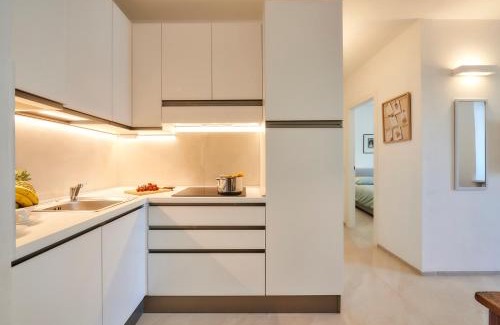 Fiumelatte Apartamento | SISTERS' HOUSE