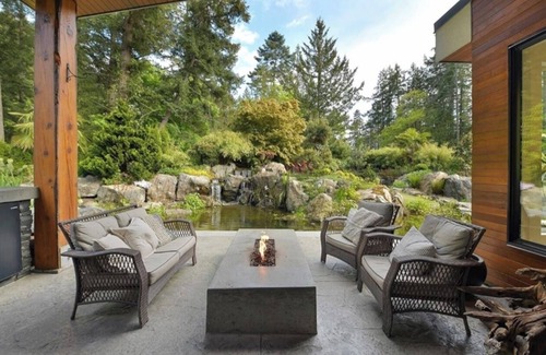 Victoria Casa | Sit back and relax nestled in nature