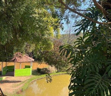 Mateus Leme Casa | Sitio Marques