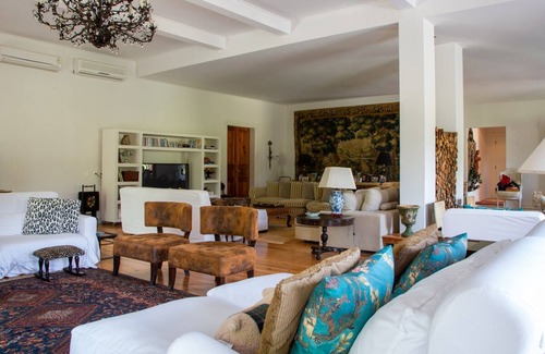 Itu Casa | Sitio São Francisco - Cozy, with swimming pool, leisure and sports area.