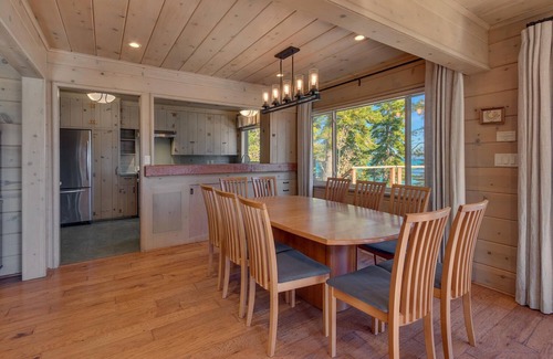 Tahoma Casa | Sittin' on the Dock - Lakefront - TLUXP