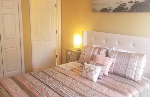 Davenport Complejo | Six bedroom villa in gated community with clubhouse.