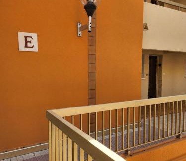 La Celle-sous-Gouzon Apartamento | Six-Fours-les-Plages apartment