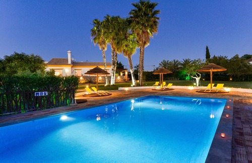 Vale de Seixos Villa | Seis Palms Villa - Amplia villa con piscina exterior e interior y jardines
