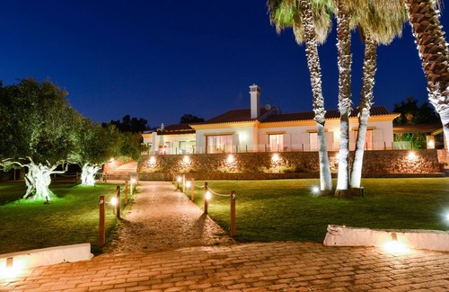 Vale de Seixos Villa | Seis Palms Villa - Amplia villa con piscina exterior e interior y jardines