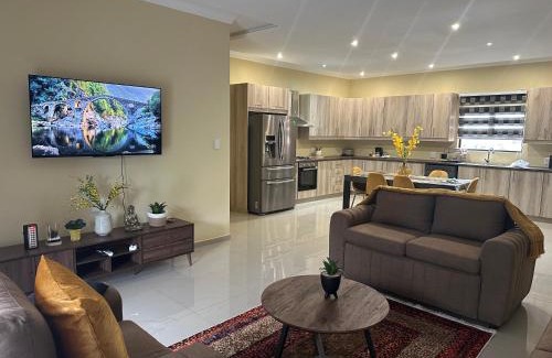 Athlone Apartamento | Six64 on KINGSWAY A5