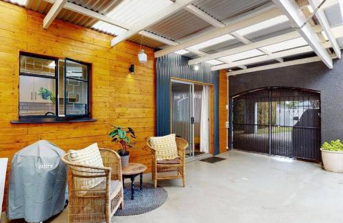 Walmer Apartamento | Sixty-Five: Stylish guest suite