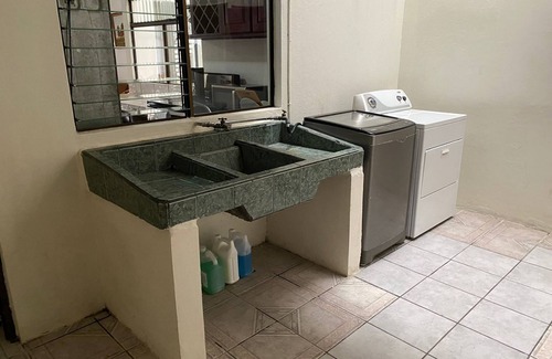 San Antonio de Belén Apartamento | SJO location centered, VERY spacious and private apartment
