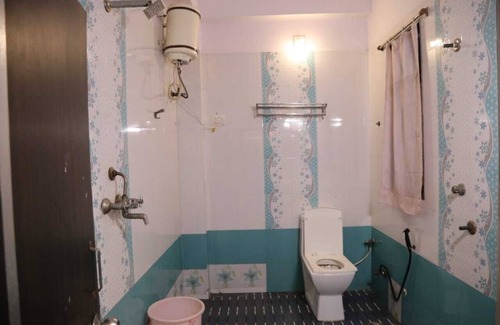 Udaipur Hotel | sk kathiyawadi hotel & restaurant