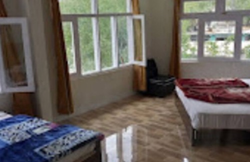 Skardu Apartamento | skardu eat and stay