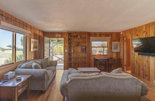 Indian Cove Casa | Skelton Compound